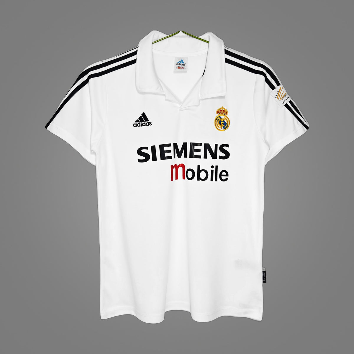 Maillot rétro Real Madrid Domicile 2002/03 - face avant