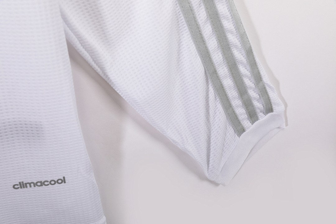 Maillot rétro Real Madrid Domicile 2015/16 Manches Longues - détail 2