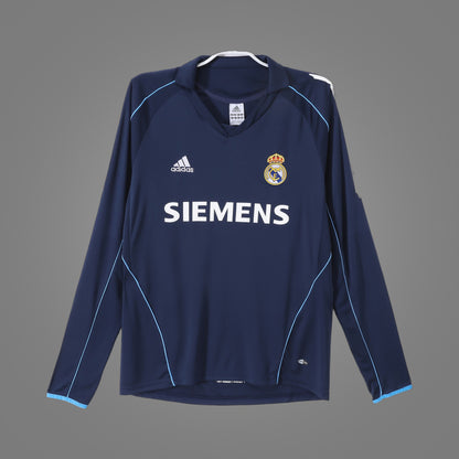 Maillot rétro Real Madrid Extérieur 2005/06 Manches Longues - face avant