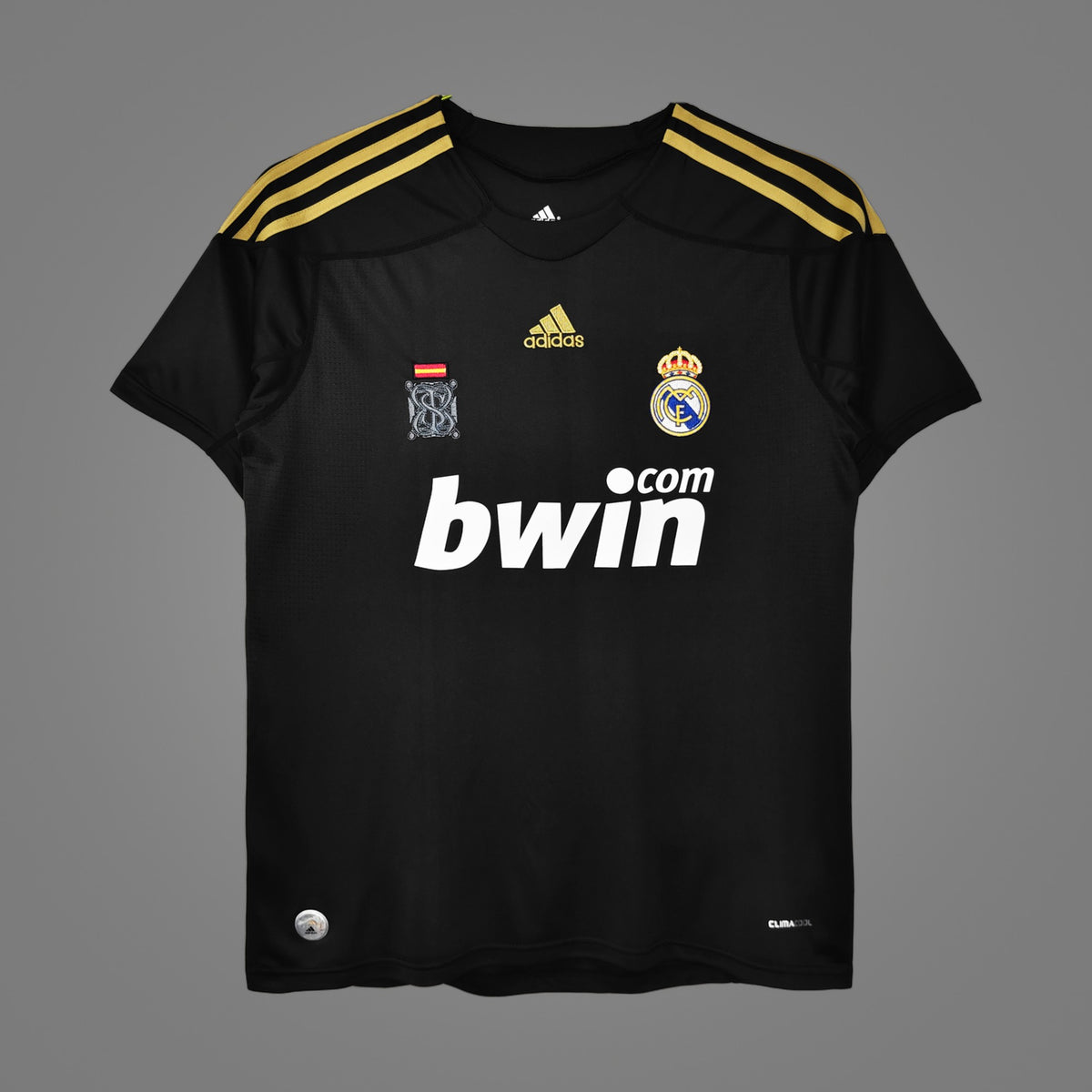 Maillot rétro Real Madrid Extérieur 2009/10 - face avant