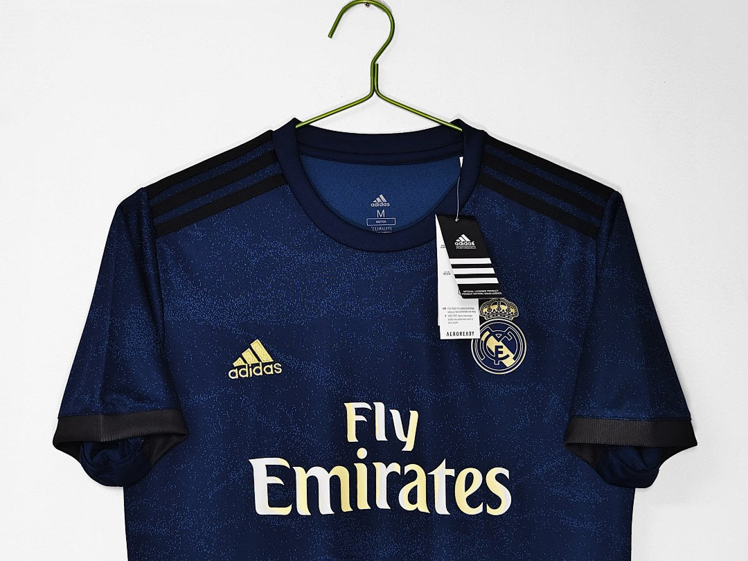 Maillot rétro Real Madrid Extérieur 2019/20 - détail 1