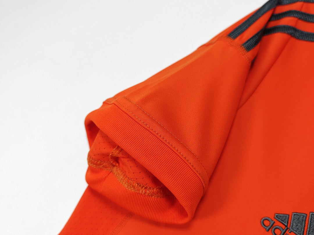 Maillot rétro Real Madrid Third orange 2013/14 - détail 1