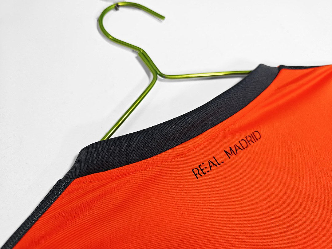 Maillot rétro Real Madrid Third orange 2013/14 Manches Longues - détail 1